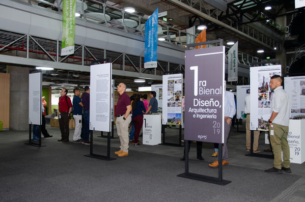 Primera Bienal de Diseño, Arquitectura e Ingeniería EPM
Primera Bienal de Diseño, Arquitectura e Ingeniería EPM
Fecha: Septiembre 12 de 2019. 
Para descargar esta fotografía en alta resolución, haga clic sobre la imagen hasta que la misma se despliegue en la pantalla completa; luego dé clic derecho y elija la opción "guardar imagen como". 
En caso de publicación por cualquier medio, solicitamos acompañarla del crédito: "Foto EPM"
Palabras clave: Primera Bienal de Diseño, Arquitectura e Ingeniería EPM