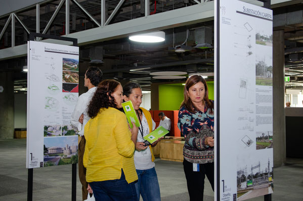 Primera Bienal de Diseño, Arquitectura e Ingeniería EPM
Primera Bienal de Diseño, Arquitectura e Ingeniería EPM
Fecha: Septiembre 12 de 2019. 
Para descargar esta fotografía en alta resolución, haga clic sobre la imagen hasta que la misma se despliegue en la pantalla completa; luego dé clic derecho y elija la opción "guardar imagen como". 
En caso de publicación por cualquier medio, solicitamos acompañarla del crédito: "Foto EPM"
Palabras clave: Primera Bienal de Diseño, Arquitectura e Ingeniería EPM