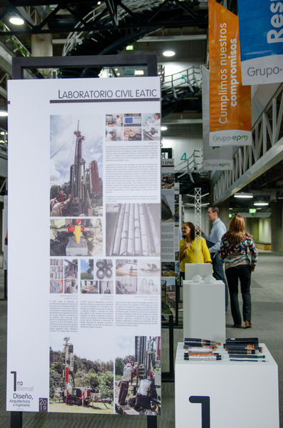 Primera Bienal de Diseño, Arquitectura e Ingeniería EPM
Primera Bienal de Diseño, Arquitectura e Ingeniería EPM
Fecha: Septiembre 12 de 2019. 
Para descargar esta fotografía en alta resolución, haga clic sobre la imagen hasta que la misma se despliegue en la pantalla completa; luego dé clic derecho y elija la opción "guardar imagen como". 
En caso de publicación por cualquier medio, solicitamos acompañarla del crédito: "Foto EPM"
Palabras clave: Primera Bienal de Diseño, Arquitectura e Ingeniería EPM