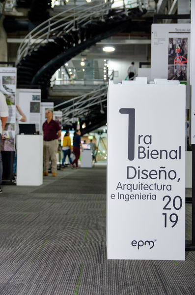 Primera Bienal de Diseño, Arquitectura e Ingeniería EPM
Primera Bienal de Diseño, Arquitectura e Ingeniería EPM
Fecha: Septiembre 12 de 2019. 
Para descargar esta fotografía en alta resolución, haga clic sobre la imagen hasta que la misma se despliegue en la pantalla completa; luego dé clic derecho y elija la opción "guardar imagen como". 
En caso de publicación por cualquier medio, solicitamos acompañarla del crédito: "Foto EPM"
Palabras clave: Primera Bienal de Diseño, Arquitectura e Ingeniería EPM