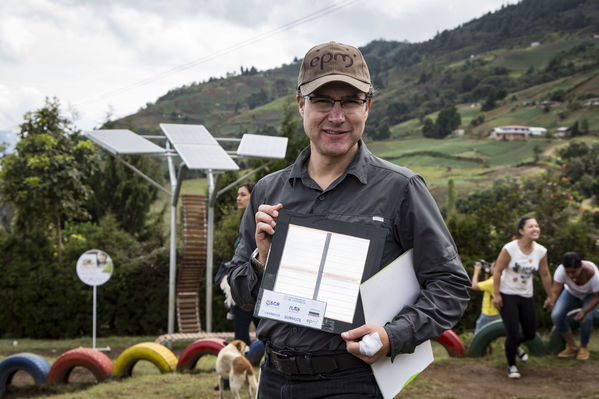 Proyecto Celdas Solares
Proyecto Celdas Solares
Fecha: Septiembre 13 de 2017
Para descargar esta fotografía en alta resolución, haga clic sobre la imagen hasta que la misma se despliegue en la pantalla completa; luego dé clic derecho y elija la opción "guardar imagen como". 
En caso de publicación por cualquier medio, solicitamos acompañarla del crédito: "Foto EPM"
Palabras clave: Proyecto Celdas Solares