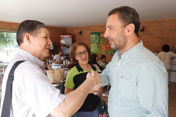Graduaciones en modelo de educación rural
Graduaciones en modelo de educación rural
Fecha: Septiembre 14 de 2019. 
Para descargar esta fotografía en alta resolución, haga clic sobre la imagen hasta que la misma se despliegue en la pantalla completa; luego dé clic derecho y elija la opción "guardar imagen como". 
En caso de publicación por cualquier medio, solicitamos acompañarla del crédito: "Foto EPM"
Palabras clave: Graduaciones en modelo de educación rural