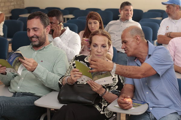 Graduaciones en modelo de educación rural
Graduaciones en modelo de educación rural
Fecha: Septiembre 14 de 2019. 
Para descargar esta fotografía en alta resolución, haga clic sobre la imagen hasta que la misma se despliegue en la pantalla completa; luego dé clic derecho y elija la opción "guardar imagen como". 
En caso de publicación por cualquier medio, solicitamos acompañarla del crédito: "Foto EPM"
Palabras clave: Graduaciones en modelo de educación rural