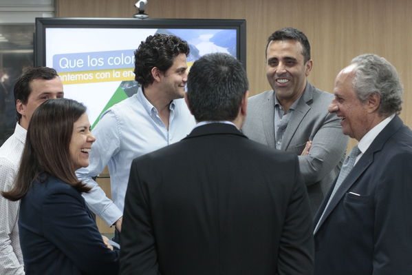 Rueda  Prensa Notificación  aseguradora Proyecto Ituango
Rueda de Prensa-Notificación de aseguradora Proyecto Ituango
Fecha: Septiembre 17 de 2019. 
Para descargar esta fotografía en alta resolución, haga clic sobre la imagen hasta que la misma se despliegue en la pantalla completa; luego dé clic derecho y elija la opción "guardar imagen como". 
En caso de publicación por cualquier medio, solicitamos acompañarla del crédito: "Foto EPM"
Palabras clave: Rueda  Prensa Notificación  aseguradora Proyecto Ituango