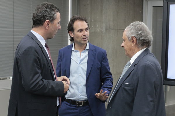 Rueda  Prensa Notificación  aseguradora Proyecto Ituango
Rueda de Prensa-Notificación de aseguradora Proyecto Ituango
Fecha: Septiembre 17 de 2019. 
Para descargar esta fotografía en alta resolución, haga clic sobre la imagen hasta que la misma se despliegue en la pantalla completa; luego dé clic derecho y elija la opción "guardar imagen como". 
En caso de publicación por cualquier medio, solicitamos acompañarla del crédito: "Foto EPM"
Palabras clave: Rueda  Prensa Notificación  aseguradora Proyecto Ituango