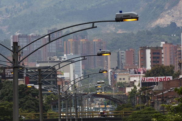 Telegestión Alumbrado Público
Telegestión Alumbrado Público
Fecha: Septiembre 21 de 2017
Para descargar esta fotografía en alta resolución, haga clic sobre la imagen hasta que la misma se despliegue en la pantalla completa; luego dé clic derecho y elija la opción "guardar imagen como". 
En caso de publicación por cualquier medio, solicitamos acompañarla del crédito: "Foto EPM"
Palabras clave: Telegestión Alumbrado Público