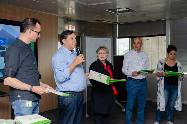 Diplomado para periodistas-Sector energético
Diplomado para periodistas-Sector energético
Fecha: Septiembre 21 2019.
Para descargar esta fotografía en alta resolución, haga clic sobre la imagen hasta que la misma se despliegue en la pantalla completa; luego dé clic derecho y elija la opción "guardar imagen como". 
En caso de publicación por cualquier medio, solicitamos acompañarla del crédito: "Foto EPM
Palabras clave: Diplomado para periodistas-Sector energético