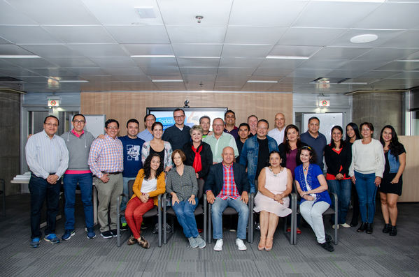 Diplomado para periodistas-Sector energético
Diplomado para periodistas-Sector energético
Fecha: Septiembre 21 2019.
Para descargar esta fotografía en alta resolución, haga clic sobre la imagen hasta que la misma se despliegue en la pantalla completa; luego dé clic derecho y elija la opción "guardar imagen como". 
En caso de publicación por cualquier medio, solicitamos acompañarla del crédito: "Foto EPM
Palabras clave: Diplomado para periodistas-Sector energético