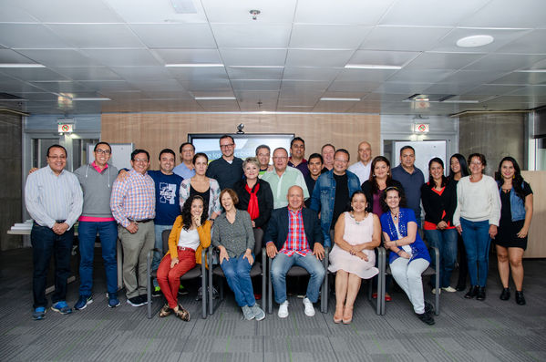 Diplomado para periodistas-Sector energético
Diplomado para periodistas-Sector energético
Fecha: Septiembre 21 2019.
Para descargar esta fotografía en alta resolución, haga clic sobre la imagen hasta que la misma se despliegue en la pantalla completa; luego dé clic derecho y elija la opción "guardar imagen como". 
En caso de publicación por cualquier medio, solicitamos acompañarla del crédito: "Foto EPM
Palabras clave: Diplomado para periodistas-Sector energético