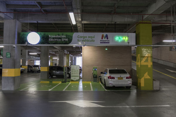 Ecoestación Mayorca
Ecoestación Mayorca
Fecha: Septiembre 27  2018.
Para descargar esta fotografía en alta resolución, haga clic sobre la imagen hasta que la misma se despliegue en la pantalla completa; luego dé clic derecho y elija la opción "guardar imagen como". 
En caso de publicación por cualquier medio, solicitamos acompañarla del crédito: "Foto EPM"
Palabras clave: Ecoestación Mayorca