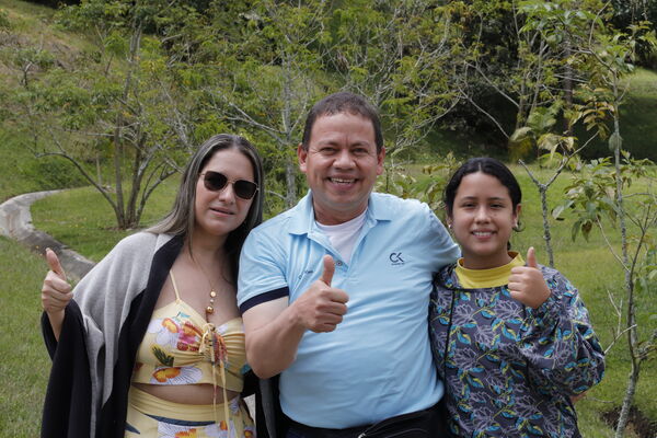 Dia  familia EPM 2021 Rionegro
Dia de la familia EPM 2021 Rionegro
Fecha: 4 Septiembre 2021
Para descargar esta fotografía en alta resolución, haga clic sobre la imagen hasta que la misma se despliegue en la pantalla completa; luego dé clic derecho y elija la opción "guardar imagen como". 
En caso de publicación por cualquier medio, solicitamos acompañarla del crédito: "Foto EPM"
Palabras clave: Dia  familia EPM 2021 Rionegro