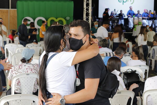 Dia  familia EPM 2021 Rionegro
Dia de la familia EPM 2021 Rionegro
Fecha: 4 Septiembre 2021
Para descargar esta fotografía en alta resolución, haga clic sobre la imagen hasta que la misma se despliegue en la pantalla completa; luego dé clic derecho y elija la opción "guardar imagen como". 
En caso de publicación por cualquier medio, solicitamos acompañarla del crédito: "Foto EPM"
Palabras clave: Dia  familia EPM 2021 Rionegro