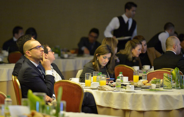 Encuentro de inversionistas 2018
Encuentro de inversionistas 2018
Fecha: Abril 12 de 2018
Para descargar esta fotografía en alta resolución, haga clic sobre la imagen hasta que la misma se despliegue en la pantalla completa; luego dé clic derecho y elija la opción "guardar imagen como". 
En caso de publicación por cualquier medio, solicitamos acompañarla del crédito: "Foto EPM"
Palabras clave: Encuentro inversionistas 2018