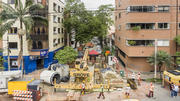 proyecto saneamiento Valle  Aburrá
proyecto de saneamiento Valle de Aburrá
Abril 19 2018
Para descargar esta fotografía en alta resolución, haga clic sobre la imagen hasta que la misma se despliegue en la pantalla completa; luego dé clic derecho y elija la opción "guardar imagen como". 
En caso de publicación por cualquier medio, solicitamos acompañarla del crédito: "Foto EPM"
Palabras clave: proyecto saneamiento Valle  Aburrá