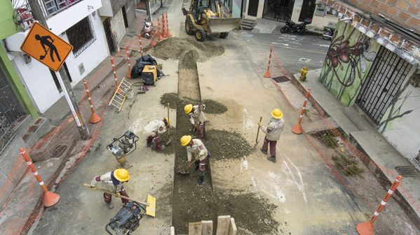 proyecto saneamiento Valle  Aburrá
proyecto de saneamiento Valle de Aburrá
Abril 19 2018
Para descargar esta fotografía en alta resolución, haga clic sobre la imagen hasta que la misma se despliegue en la pantalla completa; luego dé clic derecho y elija la opción "guardar imagen como". 
En caso de publicación por cualquier medio, solicitamos acompañarla del crédito: "Foto EPM"
Palabras clave: proyecto saneamiento Valle  Aburrá