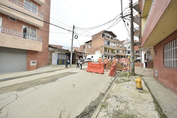 proyecto  Saneamiento Valle  Aburrá
proyecto de saneamiento Valle de Aburrá
Abril 19 2018
Para descargar esta fotografía en alta resolución, haga clic sobre la imagen hasta que la misma se despliegue en la pantalla completa; luego dé clic derecho y elija la opción "guardar imagen como". 
En caso de publicación por cualquier medio, solicitamos acompañarla del crédito: "Foto EPM"
Palabras clave: proyecto  Saneamiento Valle  Aburrá