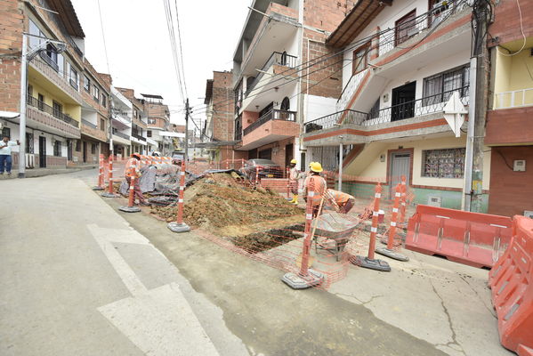 proyecto  Saneamiento Valle  Aburrá
proyecto de saneamiento Valle de Aburrá
Abril 19 2018
Para descargar esta fotografía en alta resolución, haga clic sobre la imagen hasta que la misma se despliegue en la pantalla completa; luego dé clic derecho y elija la opción "guardar imagen como". 
En caso de publicación por cualquier medio, solicitamos acompañarla del crédito: "Foto EPM"
Palabras clave: proyecto  Saneamiento Valle  Aburrá