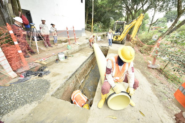 proyecto  Saneamiento Valle  Aburrá
proyecto de saneamiento Valle de Aburrá
Abril 19 2018
Para descargar esta fotografía en alta resolución, haga clic sobre la imagen hasta que la misma se despliegue en la pantalla completa; luego dé clic derecho y elija la opción "guardar imagen como". 
En caso de publicación por cualquier medio, solicitamos acompañarla del crédito: "Foto EPM"
Palabras clave: proyecto  Saneamiento Valle  Aburrá