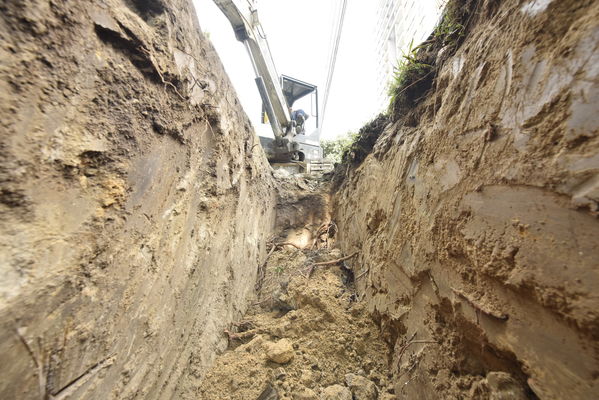 proyecto de saneamiento Valle de Aburrá
proyecto de saneamiento Valle de Aburrá
Abril 19 2018
Para descargar esta fotografía en alta resolución, haga clic sobre la imagen hasta que la misma se despliegue en la pantalla completa; luego dé clic derecho y elija la opción "guardar imagen como". 
En caso de publicación por cualquier medio, solicitamos acompañarla del crédito: "Foto EPM"
Palabras clave: proyecto de saneamiento Valle de Aburrá