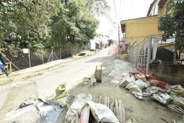 proyecto de saneamiento Valle de Aburrá
proyecto de saneamiento Valle de Aburrá
Abril 19 2018
Para descargar esta fotografía en alta resolución, haga clic sobre la imagen hasta que la misma se despliegue en la pantalla completa; luego dé clic derecho y elija la opción "guardar imagen como". 
En caso de publicación por cualquier medio, solicitamos acompañarla del crédito: "Foto EPM"
Palabras clave: proyecto de saneamiento Valle de Aburrá