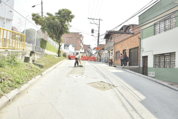 proyecto de saneamiento Valle de Aburrá
proyecto de saneamiento Valle de Aburrá
Abril 19 2018
Para descargar esta fotografía en alta resolución, haga clic sobre la imagen hasta que la misma se despliegue en la pantalla completa; luego dé clic derecho y elija la opción "guardar imagen como". 
En caso de publicación por cualquier medio, solicitamos acompañarla del crédito: "Foto EPM"
Palabras clave: proyecto de saneamiento Valle de Aburrá