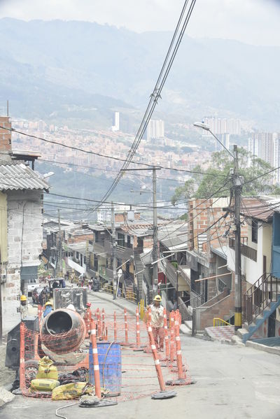 proyecto de saneamiento Valle de Aburrá
proyecto de saneamiento Valle de Aburrá
Abril 19 2018
Para descargar esta fotografía en alta resolución, haga clic sobre la imagen hasta que la misma se despliegue en la pantalla completa; luego dé clic derecho y elija la opción "guardar imagen como". 
En caso de publicación por cualquier medio, solicitamos acompañarla del crédito: "Foto EPM"
Palabras clave: proyecto de saneamiento Valle de Aburrá