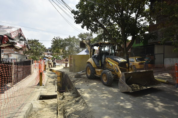 Proyecto de saneamiento Valle de Aburrá
Proyecto de saneamiento Valle de Aburrá
Abril 19 de 2018
Para descargar esta fotografía en alta resolución, haga clic sobre la imagen hasta que la misma se despliegue en la pantalla completa; luego dé clic derecho y elija la opción "guardar imagen como". 
En caso de publicación por cualquier medio, solicitamos acompañarla del crédito: "Foto EPM"
Palabras clave: Proyecto de saneamiento Valle de Aburrá