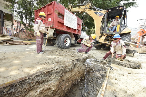 Proyecto de saneamiento Valle de Aburrá
Proyecto de saneamiento Valle de Aburrá
Abril 19 de 2018
Para descargar esta fotografía en alta resolución, haga clic sobre la imagen hasta que la misma se despliegue en la pantalla completa; luego dé clic derecho y elija la opción "guardar imagen como". 
En caso de publicación por cualquier medio, solicitamos acompañarla del crédito: "Foto EPM"
Palabras clave: Proyecto de saneamiento Valle de Aburrá