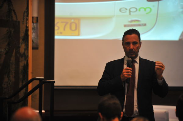 Encuentro inversionistas 2019
Encuentro inversionistas 2019
Fecha: Abril 24 2019.
Para descargar esta fotografía en alta resolución, haga clic sobre la imagen hasta que la misma se despliegue en la pantalla completa; luego dé clic derecho y elija la opción "guardar imagen como". 
En caso de publicación por cualquier medio, solicitamos acompañarla del crédito: "Foto EPM"
Palabras clave: Encuentro inversionistas 2019