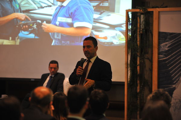 Encuentro inversionistas 2019
Encuentro inversionistas 2019
Fecha: Abril 24 2019.
Para descargar esta fotografía en alta resolución, haga clic sobre la imagen hasta que la misma se despliegue en la pantalla completa; luego dé clic derecho y elija la opción "guardar imagen como". 
En caso de publicación por cualquier medio, solicitamos acompañarla del crédito: "Foto EPM"
Palabras clave: Encuentro inversionistas 2019