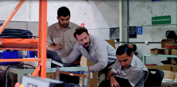 Hybrico ingresa al programa Ventures EPM
Hybrico ingresa al programa Ventures EPM
Fecha: Abril 25 2019
Para descargar esta fotografía en alta resolución, haga clic sobre la imagen hasta que la misma se despliegue en la pantalla completa; luego dé clic derecho y elija la opción "guardar imagen como". 
En caso de publicación por cualquier medio, solicitamos acompañarla del crédito: "Foto EPM"
Palabras clave: Hybrico ingresa al programa Ventures EPM