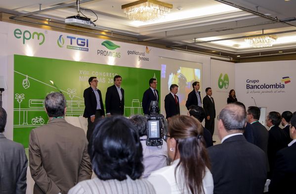 Congreso Naturgas – Instalación del evento 
Congreso Naturgas – Instalación del evento  
Fecha: Abril 27 de 2015. Lugar: Medellín, Hotel Intercontinental
Para descargar esta fotografía en alta resolución, haga clic sobre la imagen hasta que la misma se despliegue en la pantalla completa; luego dé clic derecho y elija la opción "guardar imagen como". 
En caso de publicación por cualquier medio, solicitamos acompañarla del crédito: "Foto EPM"
Palabras clave: Congreso Naturgas Instalación evento