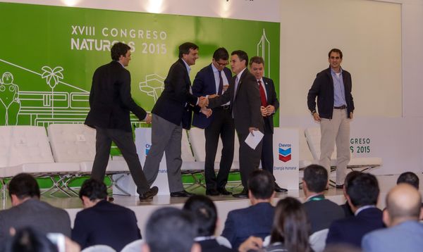 Congreso Naturgas – Instalación del evento 
Congreso Naturgas – Instalación del evento  
Fecha: Abril 27 de 2015. Lugar: Medellín, Hotel Intercontinental
Para descargar esta fotografía en alta resolución, haga clic sobre la imagen hasta que la misma se despliegue en la pantalla completa; luego dé clic derecho y elija la opción "guardar imagen como". 
En caso de publicación por cualquier medio, solicitamos acompañarla del crédito: "Foto EPM"
Palabras clave: Congreso Naturgas Instalación evento