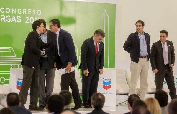 Congreso Naturgas – Instalación del evento 
Congreso Naturgas – Instalación del evento  
Fecha: Abril 27 de 2015. Lugar: Medellín, Hotel Intercontinental
Para descargar esta fotografía en alta resolución, haga clic sobre la imagen hasta que la misma se despliegue en la pantalla completa; luego dé clic derecho y elija la opción "guardar imagen como". 
En caso de publicación por cualquier medio, solicitamos acompañarla del crédito: "Foto EPM"
Palabras clave: Congreso Naturgas Instalación evento