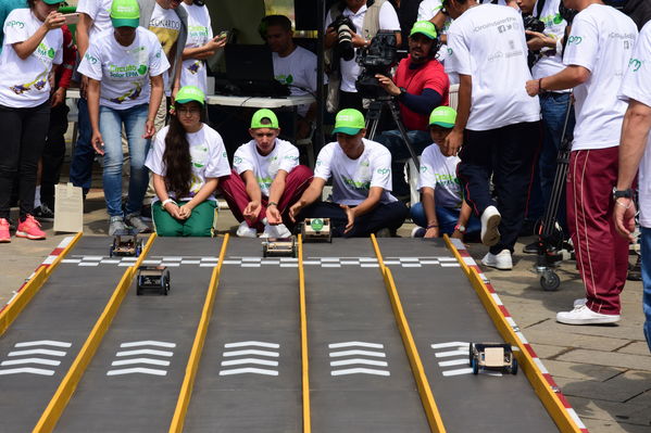 Circuito Solar EPM
Circuito Solar EPM
Fecha: Agosto 11 de 2017
Para descargar esta fotografía en alta resolución, haga clic sobre la imagen hasta que la misma se despliegue en la pantalla completa; luego dé clic derecho y elija la opción "guardar imagen como". 
En caso de publicación por cualquier medio, solicitamos acompañarla del crédito: "Foto EPM"
Palabras clave: Circuito Solar EPM