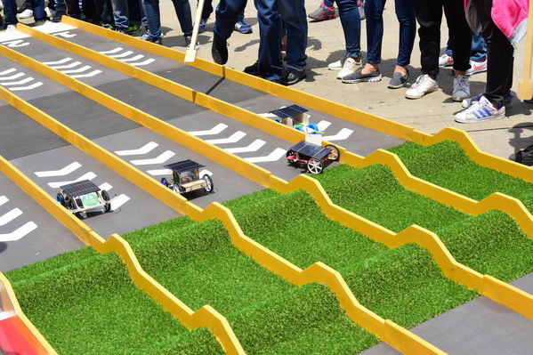 Circuito Solar EPM
Circuito Solar EPM
Fecha: Agosto 11 de 2017
Para descargar esta fotografía en alta resolución, haga clic sobre la imagen hasta que la misma se despliegue en la pantalla completa; luego dé clic derecho y elija la opción "guardar imagen como". 
En caso de publicación por cualquier medio, solicitamos acompañarla del crédito: "Foto EPM"
Palabras clave: Circuito Solar EPM