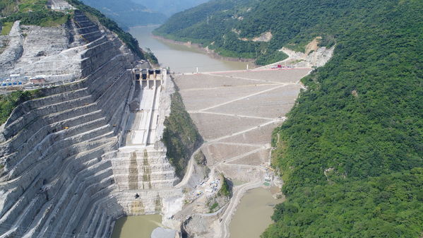 Proyecto hidroeléctrico Ituango
Proyecto hidroeléctrico Ituango.
Fecha: Agosto 15 2018.
Para descargar esta fotografía en alta resolución, haga clic sobre la imagen hasta que la misma se despliegue en la pantalla completa; luego dé clic derecho y elija la opción "guardar imagen como". 
En caso de publicación por cualquier medio, solicitamos acompañarla del crédito: "Foto EPM"
Palabras clave: Proyecto hidroeléctrico Ituango