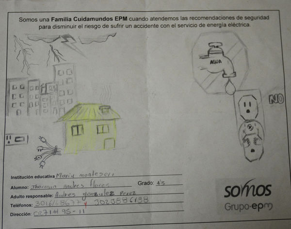 Por ti estamos ahí-Premiación concurso de dibujo
Por ti estamos ahí-Premiación concurso de dibujo
Fecha: Agosto 23 de 2017
Para descargar esta fotografía en alta resolución, haga clic sobre la imagen hasta que la misma se despliegue en la pantalla completa; luego dé clic derecho y elija la opción "guardar imagen como". 
En caso de publicación por cualquier medio, solicitamos acompañarla del crédito: "Foto EPM"
Palabras clave: Por ti estamos ahí-Premiación concurso de dibujo
