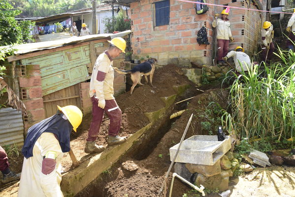 Unidos por el Agua 
Unidos por el Agua 
Agosto 1 2018
Para descargar esta fotografía en alta resolución, haga clic sobre la imagen hasta que la misma se despliegue en la pantalla completa; luego dé clic derecho y elija la opción "guardar imagen como". 
En caso de publicación por cualquier medio, solicitamos acompañarla del crédito: "Foto EPM"
Palabras clave: Unidos por el Agua