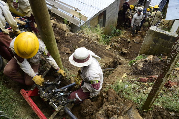 Unidos por el Agua 
Unidos por el Agua 
Agosto 1 2018
Para descargar esta fotografía en alta resolución, haga clic sobre la imagen hasta que la misma se despliegue en la pantalla completa; luego dé clic derecho y elija la opción "guardar imagen como". 
En caso de publicación por cualquier medio, solicitamos acompañarla del crédito: "Foto EPM"
Palabras clave: Unidos por el Agua