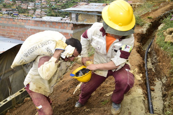 Unidos por el Agua 
Unidos por el Agua 
Agosto 1 2018
Para descargar esta fotografía en alta resolución, haga clic sobre la imagen hasta que la misma se despliegue en la pantalla completa; luego dé clic derecho y elija la opción "guardar imagen como". 
En caso de publicación por cualquier medio, solicitamos acompañarla del crédito: "Foto EPM"
Palabras clave: Unidos por el Agua