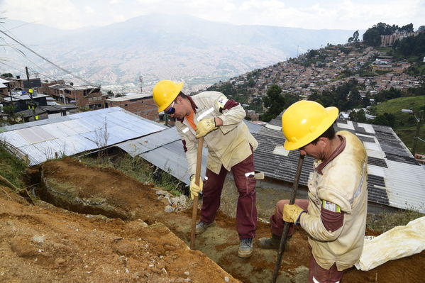 Unidos por el Agua 
Unidos por el Agua 
Agosto 1 2018
Para descargar esta fotografía en alta resolución, haga clic sobre la imagen hasta que la misma se despliegue en la pantalla completa; luego dé clic derecho y elija la opción "guardar imagen como". 
En caso de publicación por cualquier medio, solicitamos acompañarla del crédito: "Foto EPM"
Palabras clave: Unidos por el Agua