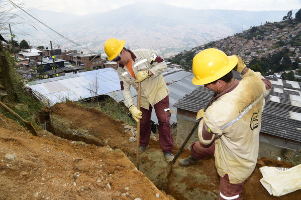 Unidos por el Agua 
Unidos por el Agua 
Agosto 1 2018
Para descargar esta fotografía en alta resolución, haga clic sobre la imagen hasta que la misma se despliegue en la pantalla completa; luego dé clic derecho y elija la opción "guardar imagen como". 
En caso de publicación por cualquier medio, solicitamos acompañarla del crédito: "Foto EPM"
Palabras clave: Unidos por el Agua