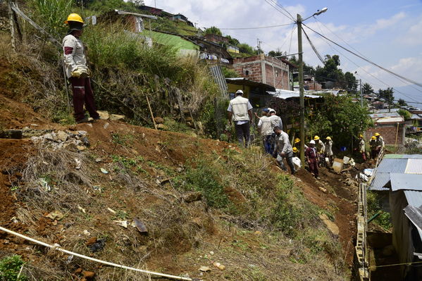 Unidos por el Agua 
Unidos por el Agua 
Agosto 1 2018
Para descargar esta fotografía en alta resolución, haga clic sobre la imagen hasta que la misma se despliegue en la pantalla completa; luego dé clic derecho y elija la opción "guardar imagen como". 
En caso de publicación por cualquier medio, solicitamos acompañarla del crédito: "Foto EPM"
Palabras clave: Unidos por el Agua