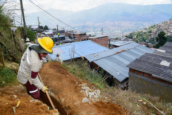 Unidos por el Agua 
Unidos por el Agua 
Agosto 1 2018
Para descargar esta fotografía en alta resolución, haga clic sobre la imagen hasta que la misma se despliegue en la pantalla completa; luego dé clic derecho y elija la opción "guardar imagen como". 
En caso de publicación por cualquier medio, solicitamos acompañarla del crédito: "Foto EPM"
Palabras clave: Unidos por el Agua