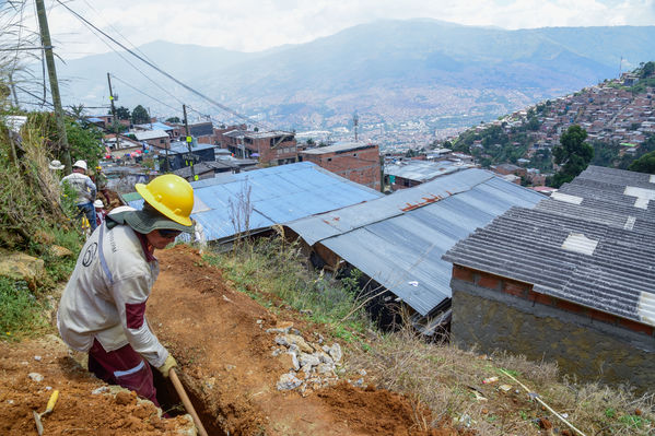 Unidos por el Agua 
Unidos por el Agua 
Agosto 1 2018
Para descargar esta fotografía en alta resolución, haga clic sobre la imagen hasta que la misma se despliegue en la pantalla completa; luego dé clic derecho y elija la opción "guardar imagen como". 
En caso de publicación por cualquier medio, solicitamos acompañarla del crédito: "Foto EPM"
Palabras clave: Unidos por el Agua