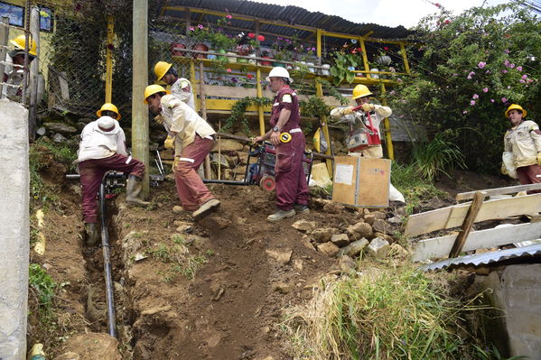 Unidos por el Agua 
Unidos por el Agua 
Agosto 1 2018
Para descargar esta fotografía en alta resolución, haga clic sobre la imagen hasta que la misma se despliegue en la pantalla completa; luego dé clic derecho y elija la opción "guardar imagen como". 
En caso de publicación por cualquier medio, solicitamos acompañarla del crédito: "Foto EPM"
Palabras clave: Unidos por el Agua