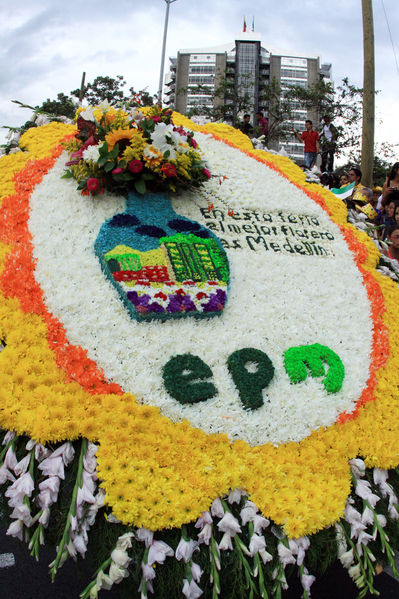 Silleta EPM
Silleta EPM
Fecha: Agosto 11 de 2013. 
Para descargar esta fotografía en alta resolución, haga clic sobre la imagen hasta que la misma se despliegue en la pantalla completa; luego dé clic derecho y elija la opción "guardar imagen como". 
En caso de publicación por cualquier medio, solicitamos acompañarla del crédito: "Cortesía EPM".
Palabras clave: Silleta EPM