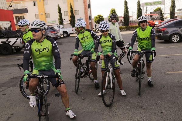 Vuelta a Colombia – Etapas de ida y vuelta Ituango 
Vuelta a Colombia – Etapas de ida y vuelta Ituango        
Fecha: Agosto 13 y 14 de 2015. 
Para descargar esta fotografía en alta resolución, haga clic sobre la imagen hasta que la misma se despliegue en la pantalla completa; luego dé clic derecho y elija la opción "guardar imagen como". 
En caso de publicación por cualquier medio, solicitamos acompañarla del crédito: "Foto EPM"

Palabras clave: Vuelta  Colombia  Etapas  ida  vuelta Ituango