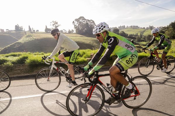 Vuelta a Colombia – Etapas de ida y vuelta Ituango 
Vuelta a Colombia – Etapas de ida y vuelta Ituango        
Fecha: Agosto 13 y 14 de 2015. 
Para descargar esta fotografía en alta resolución, haga clic sobre la imagen hasta que la misma se despliegue en la pantalla completa; luego dé clic derecho y elija la opción "guardar imagen como". 
En caso de publicación por cualquier medio, solicitamos acompañarla del crédito: "Foto EPM"

Palabras clave: Vuelta  Colombia  Etapas  ida  vuelta Ituango